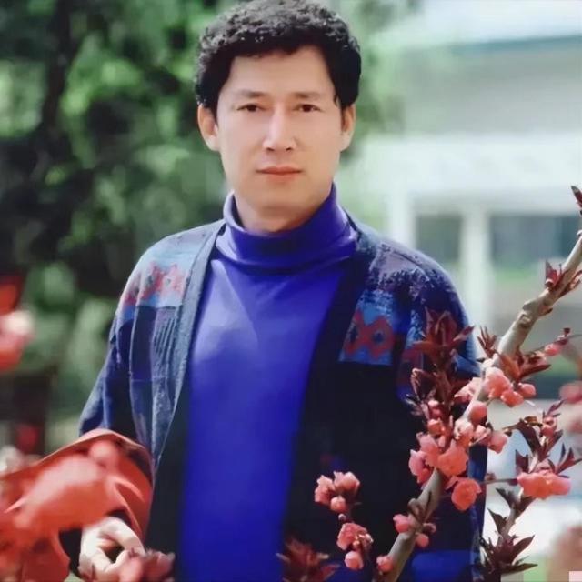 "第一软饭男"去世了，伺候美国老妇13年，继承268亿，死后钱给谁