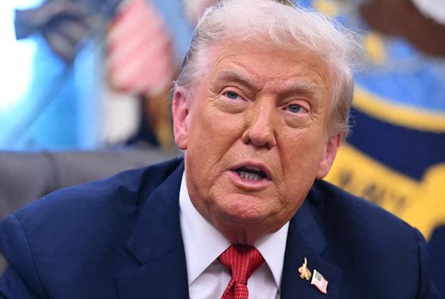 中国松绑稀土禁令，美国更寝食难安了	，狂敲每个国家大门找稀土