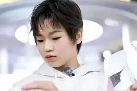 全红婵化妆代言李宁品牌图片