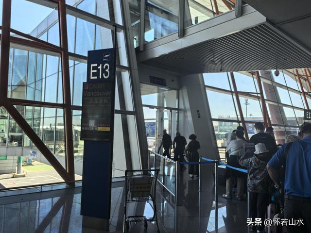 2025年加拿大之旅日记(1)——从上海飞抵温哥华