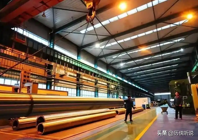 中国又一科技迎重大突破！用3年打破垄断，造出3.6万吨钢铁巨兽！