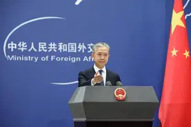 菲律宾有多大，中方把线划得清清楚楚，小马科斯一寸也别想多拿图片