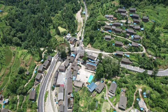 乡游黔中 · 剑河县 太拥镇丨秋染八万山，林海叠彩入画来