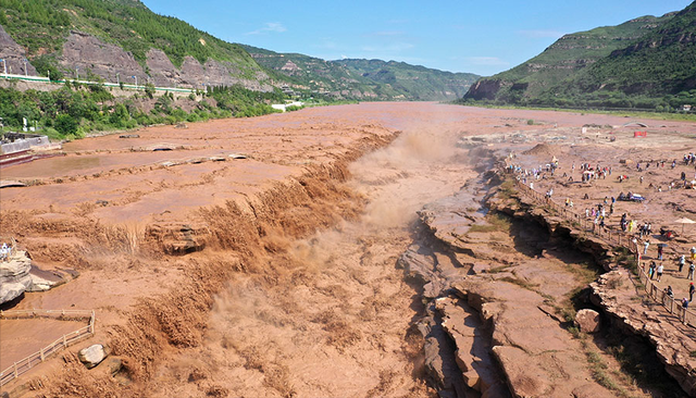 【视觉临汾】黄河壶口瀑布景区洪峰过后开放迎客