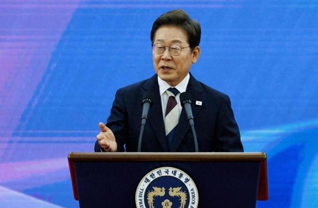 会见特朗普之前，来不了北京的李在明做了两手准备，准备派出特使团访华，有一份亲笔信要交给中方