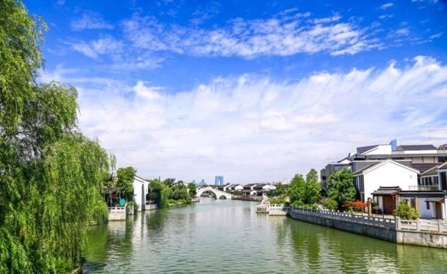 4大地级市：苏州、佛山、温州、唐山，谁实力更强？一起来看看