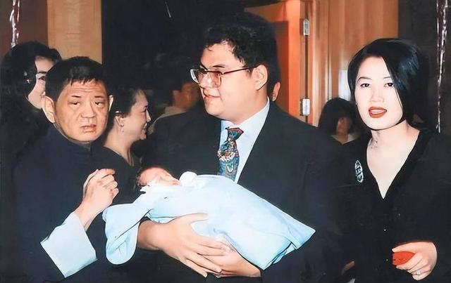 100多位情妇，包养费上亿元，9女同床却落得个凄凉下场、人财两空