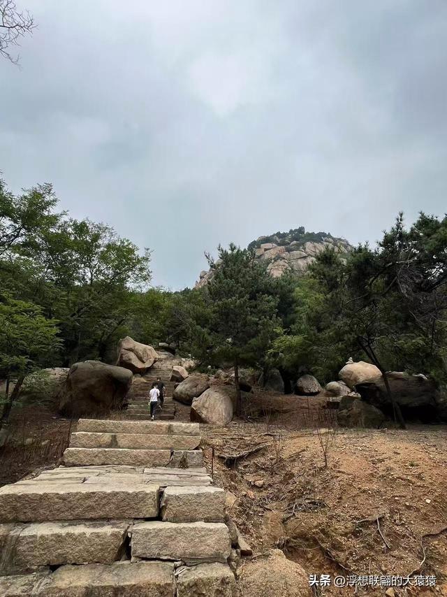 莱芜雪野的马鞍山，极其极其值得一游！