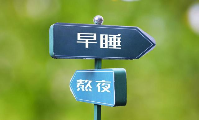 实话实说：经常做俯卧撑的人，3大好处不会太久到，男人可以试试