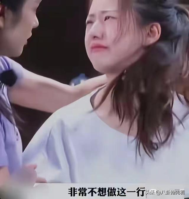 陪睡陪玩只是冰山一角，陪客旅行、千万欠款 明星曝出的内幕太荒唐