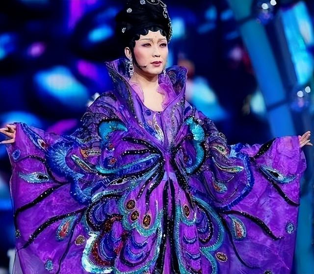 “跳梁小丑”李玉刚跌落神坛，不再被世界宽容，梅葆玖：死不原谅