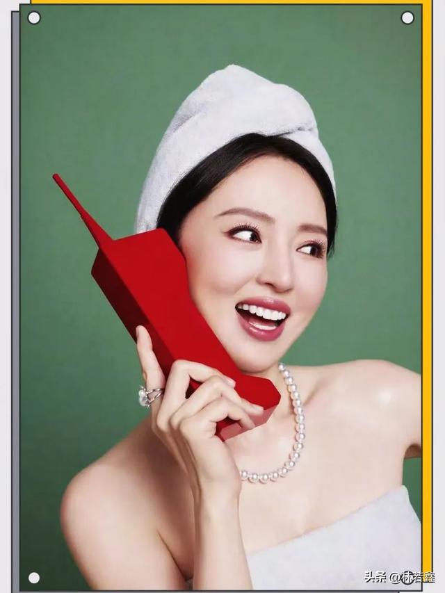 佟丽娅为董璇庆生,晒与董璇张维伊合影,张维伊穿着皮衣帅气十足