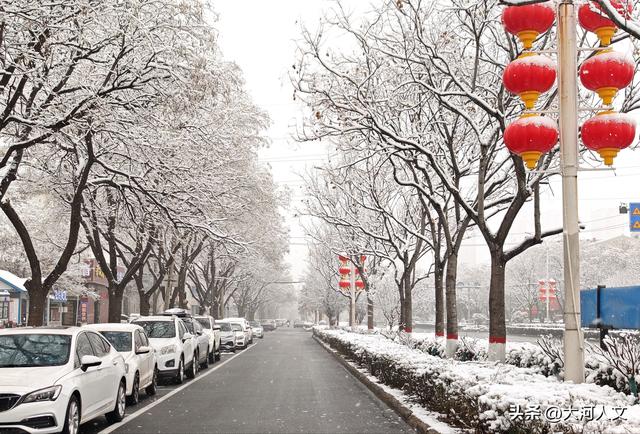 雪落中站，解锁冬日五彩新画卷
