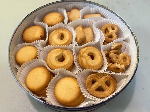 越来越多人 因脑梗倒下！医生叮嘱：4种食物，再爱吃也要管住嘴