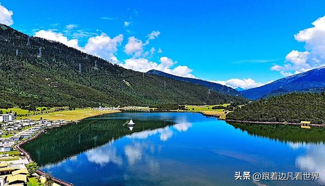 《八进西藏》空中俯瞰林海牧歌里，藏着鲁朗的宁静