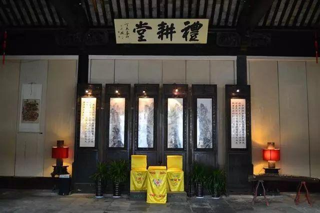 小巷深处的故事
