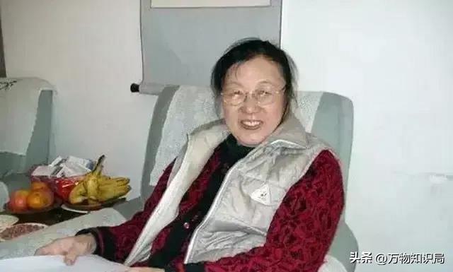 毛主席的机要秘书“小谢”有多美？清纯可爱，曾任北京市委书记