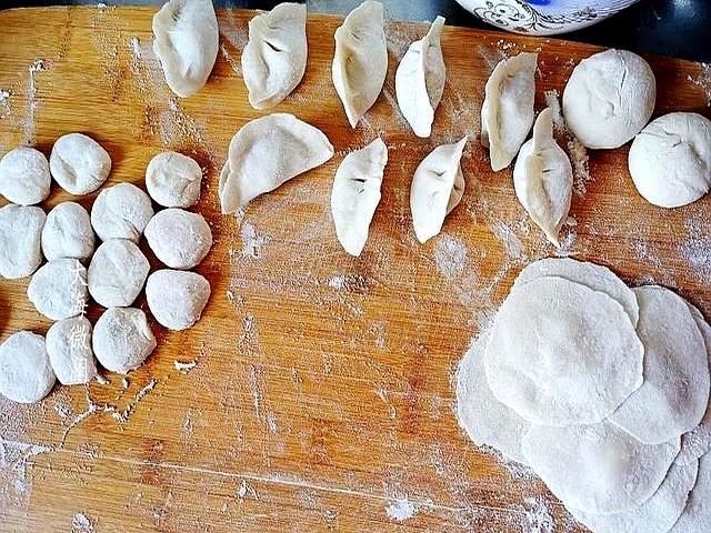 霜降吃饺子，韭菜芹菜靠边站，3种馅味美鲜香，营养好吃，真解馋
