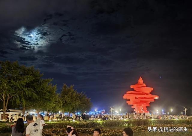 雨中漫步青岛