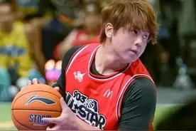 当上亚洲第一帅的姜涛，公开求饶：榜单纯瞎掰，求求别再让我帅了图片