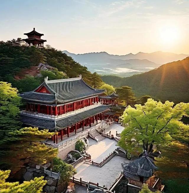 我是嘉兴人，去了趟河北承德，不吹不黑，承德比网上评价的还要好