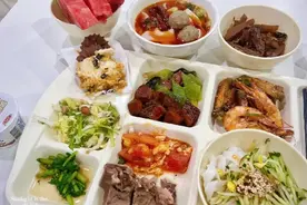 北京某金融央企食堂的早餐和午餐曝光！真不错啊！图片