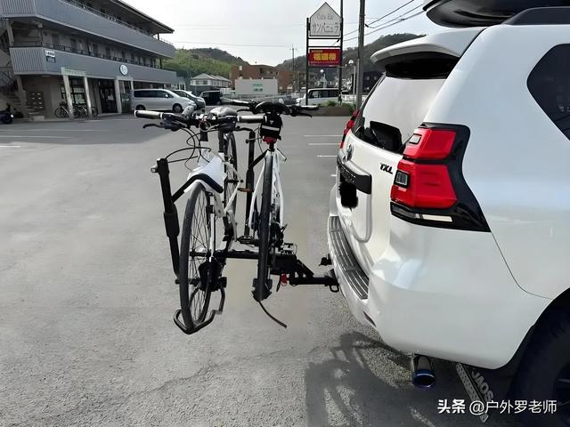退休夫妻自驾带2辆自行车,凭啥解锁12个福利?99%人没试过!
