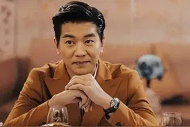 TVB知名男星黎诺懿新剧牺牲大，在浴缸里接吻，全裸演出镜头被图片