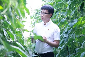 报效祖国 建功西部 | 北大博士余渔的青春“逆行”图片