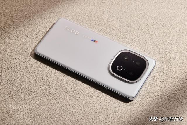 爆料称蓝厂三型号新机已入网 两个来自vivo X300系列一个来自iQOO15