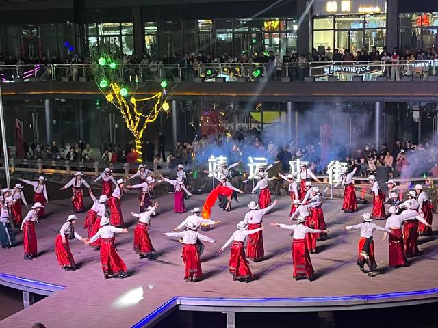 甘肃白银：文旅市场“双节”接待游客146.72万人次，旅游收入突破11亿元