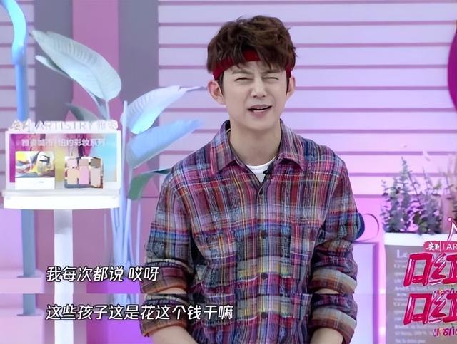 何炅也没想到，《快本》停播仅4年，谢娜的主持界地位已高不可攀