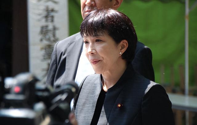 硬扛39天，高市终于改口了：只有美国打上门，才符合存亡危机？