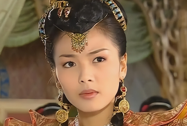 他曾与刘涛同床共枕4年，如今年过六旬依旧未娶，刘涛直言愧疚