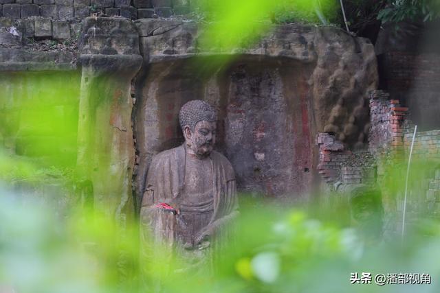 巴蜀石窟：内江东林寺摩崖造像