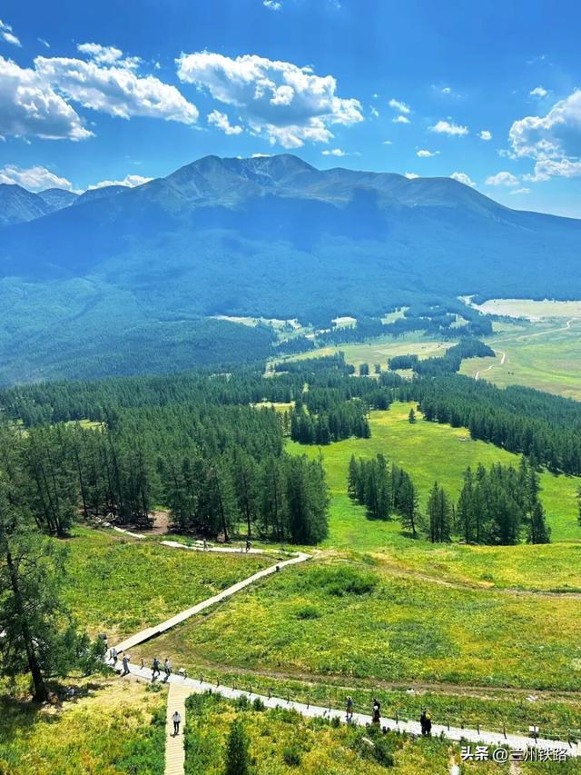 走，坐火车去新疆感受初冬韵味！