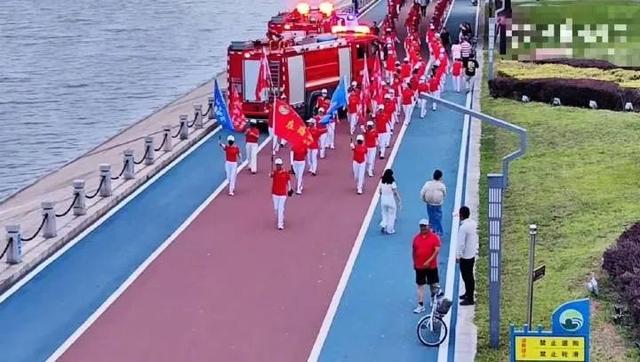 逼停120和119的老年“暴走团”系有近10年历史的民间团体，景区管理中心：引发问题不止这一次，会约谈教育