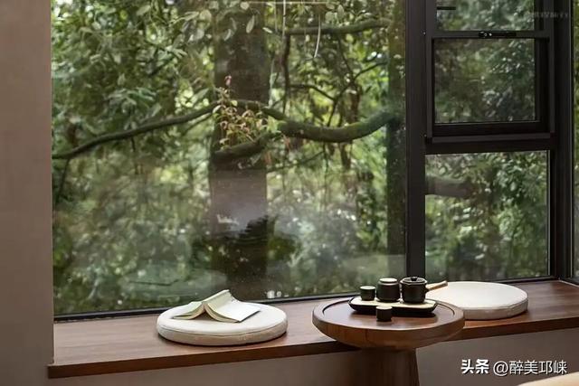 放春秋假啦！成都天台山旅游景区免门票→