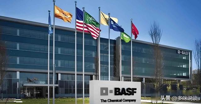 德国工厂停摆，芯片卡脖子，政客来回摇摆