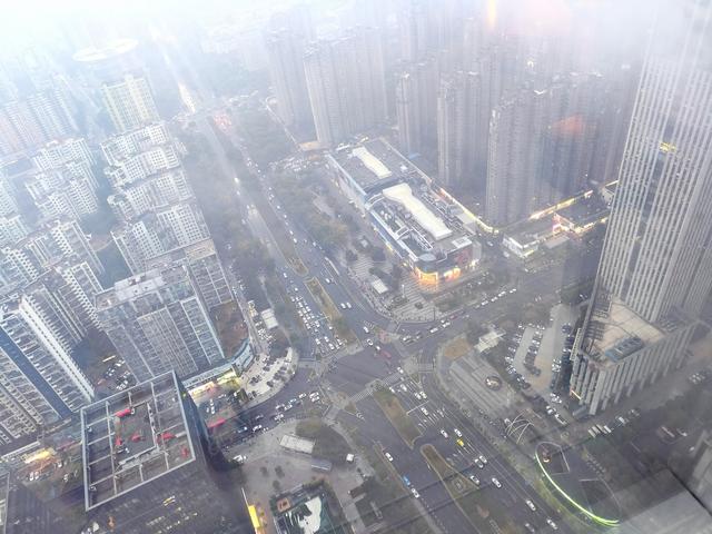 江西五日自由行：江西第一高楼 · 南昌双子塔 · 中部最高双子楼