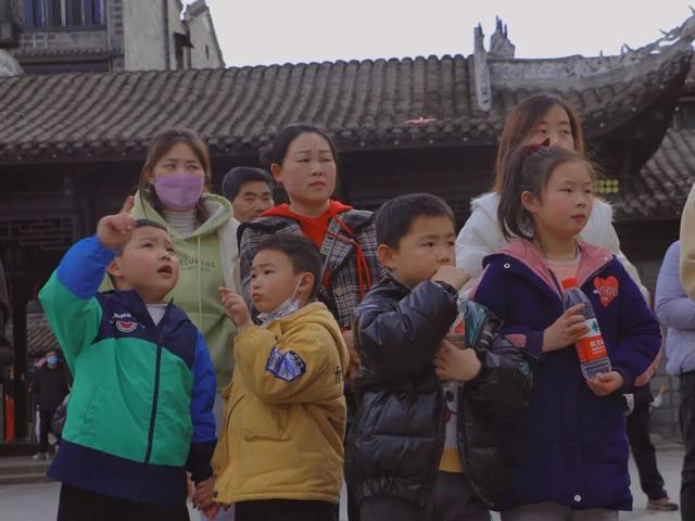 走，总要去一趟石泉~