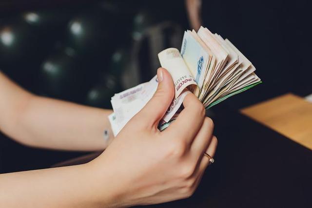9月1日起强制缴纳社保？人民日报紧急辟谣，原来大家都理解错了！