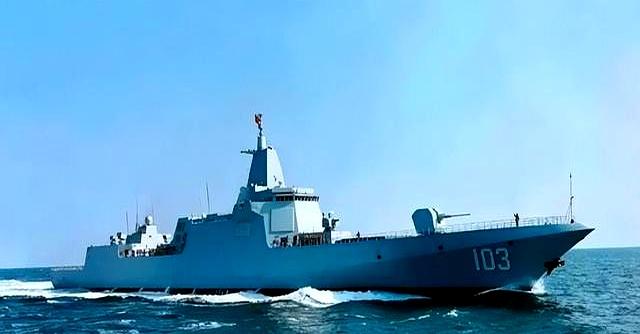 高市早苗后悔也晚了，一个噩耗传来，055万吨舰带队开进日本海？