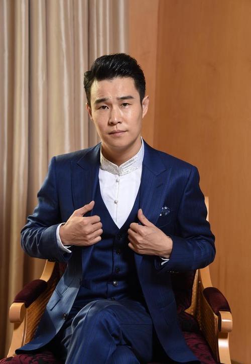 钱再多有什么用？68岁千万身家的潘长江	，还是要为42岁女儿操碎心