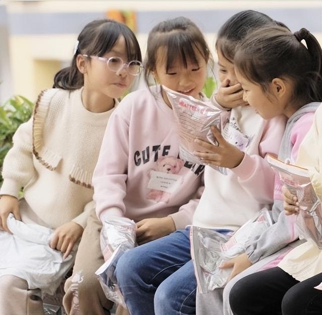 优衣库六展进博举办可持续发展论坛 分享The Heart of LifeWear「服适人生 心衣相伴」理念