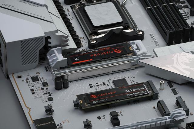 实测22款游戏！AMD RX9070是4K游戏入门卡还是爽玩卡？