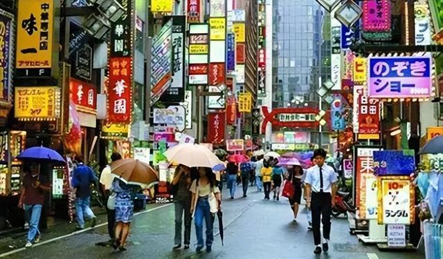 大批中国人依然去日本旅游，日媒追问时，他们的回答太扎心了