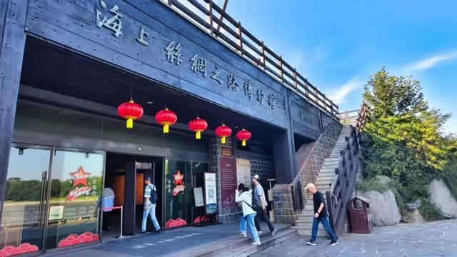 “十一”必冲 | 国庆氛围已拉满！来这里打卡超有 feel！