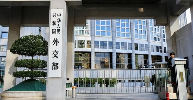 高市早苗直接摊牌！谈台海之战	，一语惊人，白宫和五角大楼全沉默