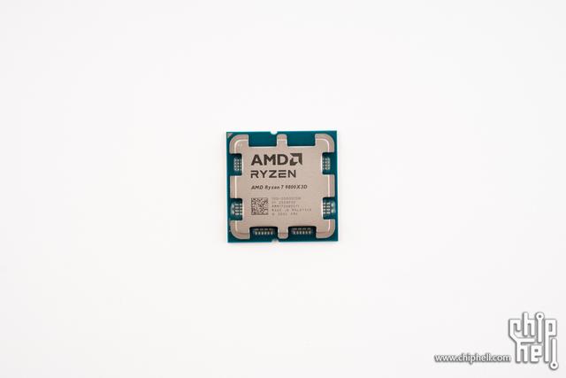 赛博鱼缸，技嘉 冰雕 B850M + 影驰 5080 金属大师 + COOJ Z18 装机